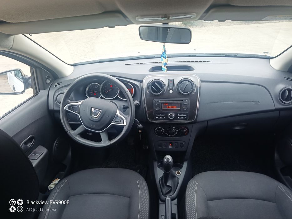 Dacia Sandero 2017 54000 km se deplasează pe orice distanță