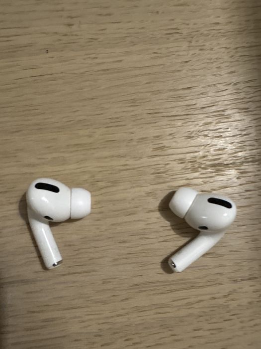Air Pods Pro 1st generation.