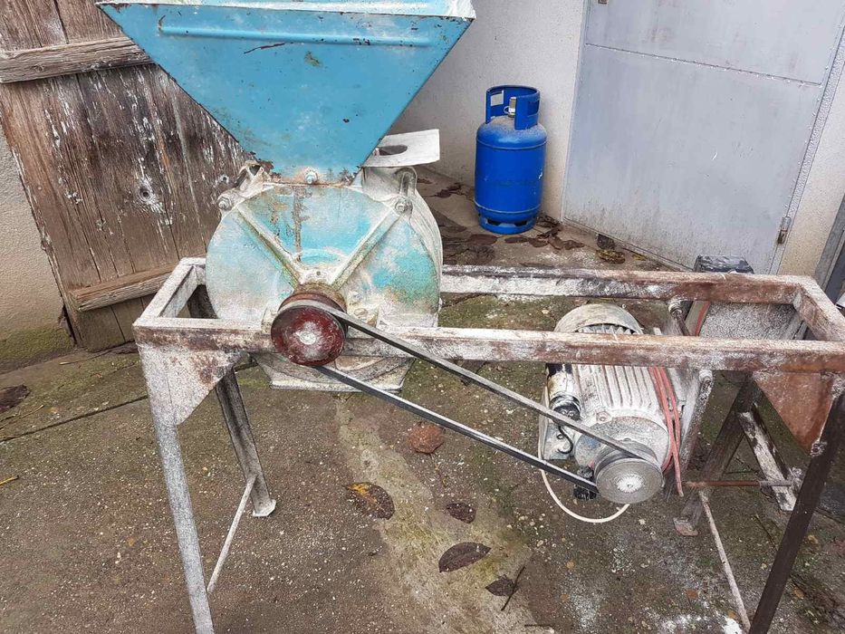 Машина за мелене - ярмомелка