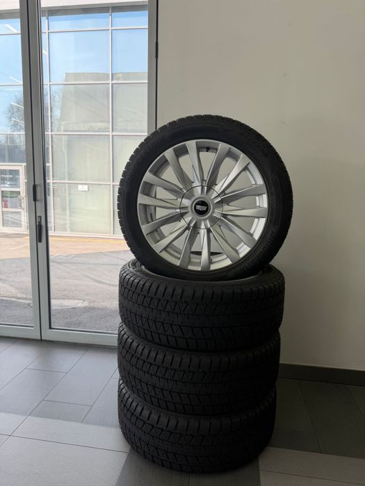 Диски/Шины Cadillac Escalade r22 Bridgestone Blizzak