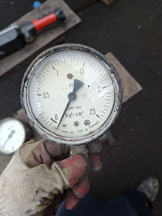 Манометр советский обм1-160