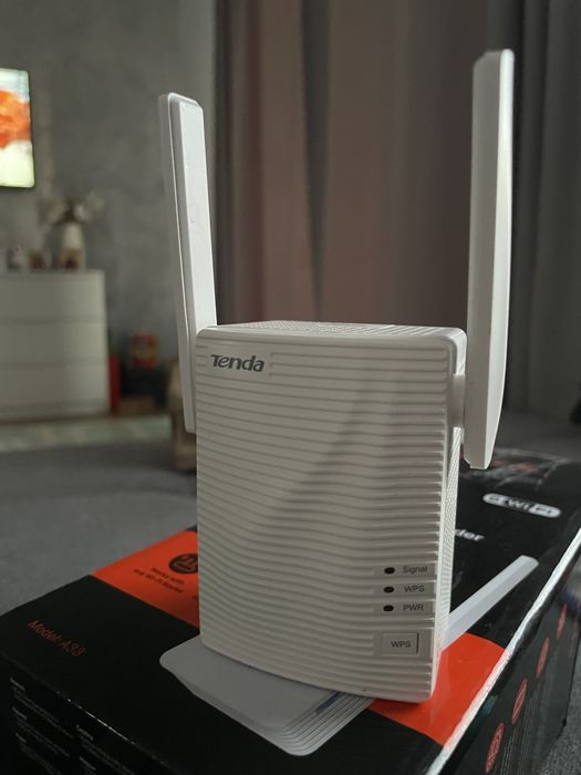 Vand Wifi extenter Tenda A18