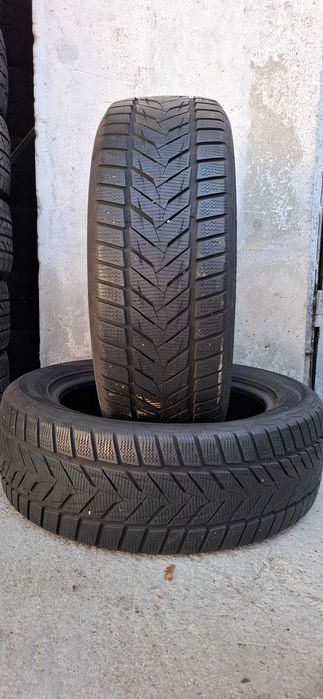 2бр. 215/55/17 Vredestein 6mm грайфер, дот 17г. Предлагаме монтаж
