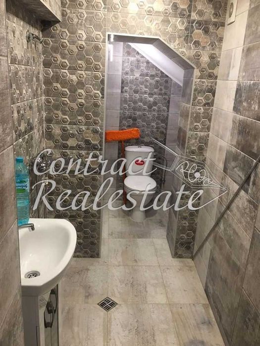 Дава се под наем Едностаен апартамент в Варна, ВИНС - 30 кв.м за 229.5 € - Снимка #4