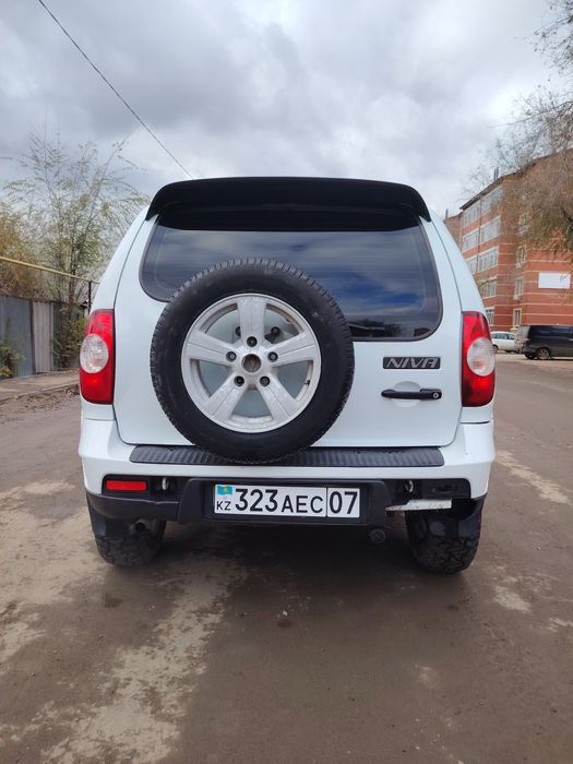 Нива шевролет...