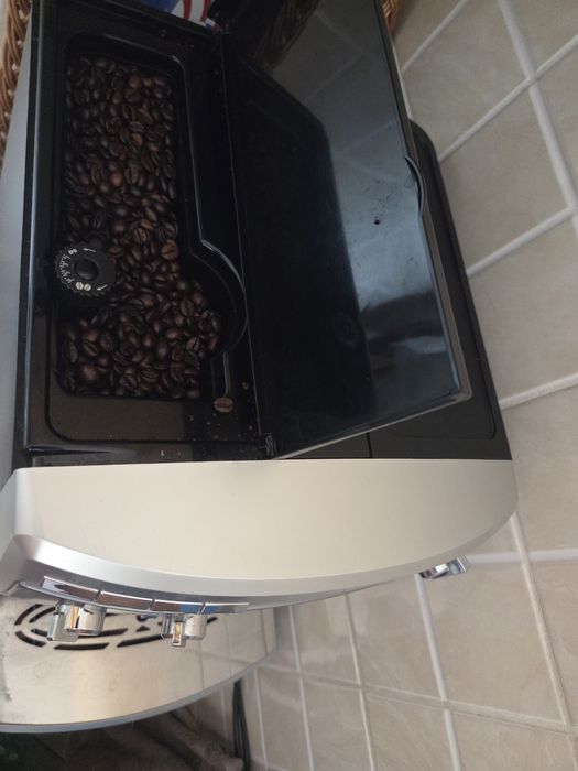 Кафеавтомат Delonghi