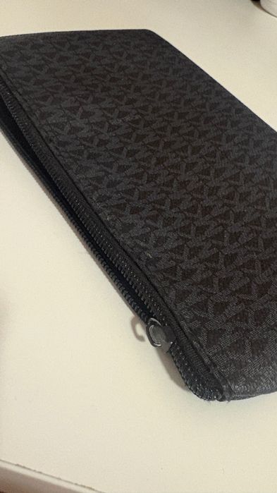 Pouch Michael korse