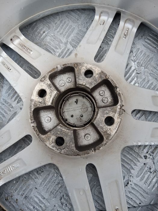 17цола оригинални за Пежо Ситроен  4×108  7.5J ×17 ц.65.1мм ет17