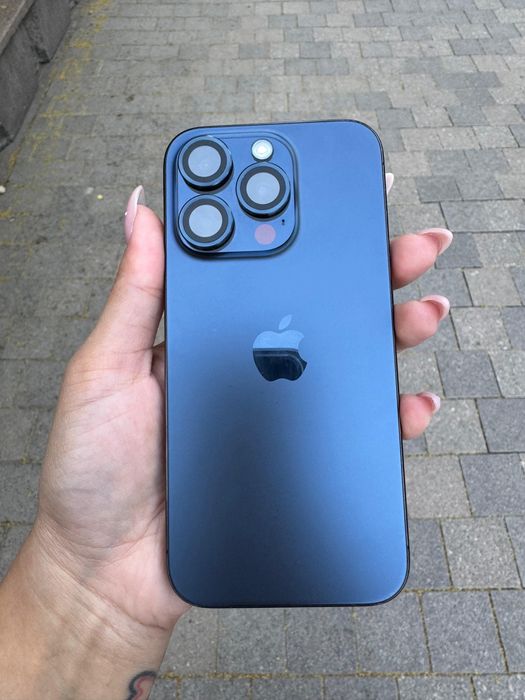 Продам iphone 15 pro