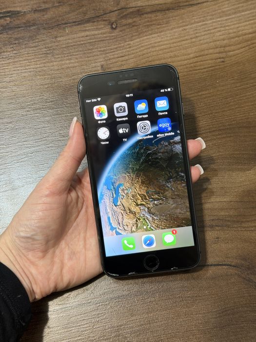 Iphone 8 pluse 64 Gb