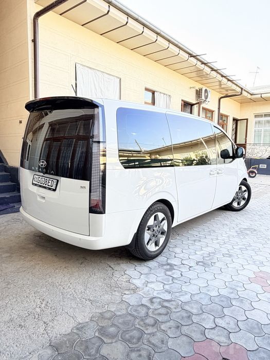 Hyundai STARIA idial