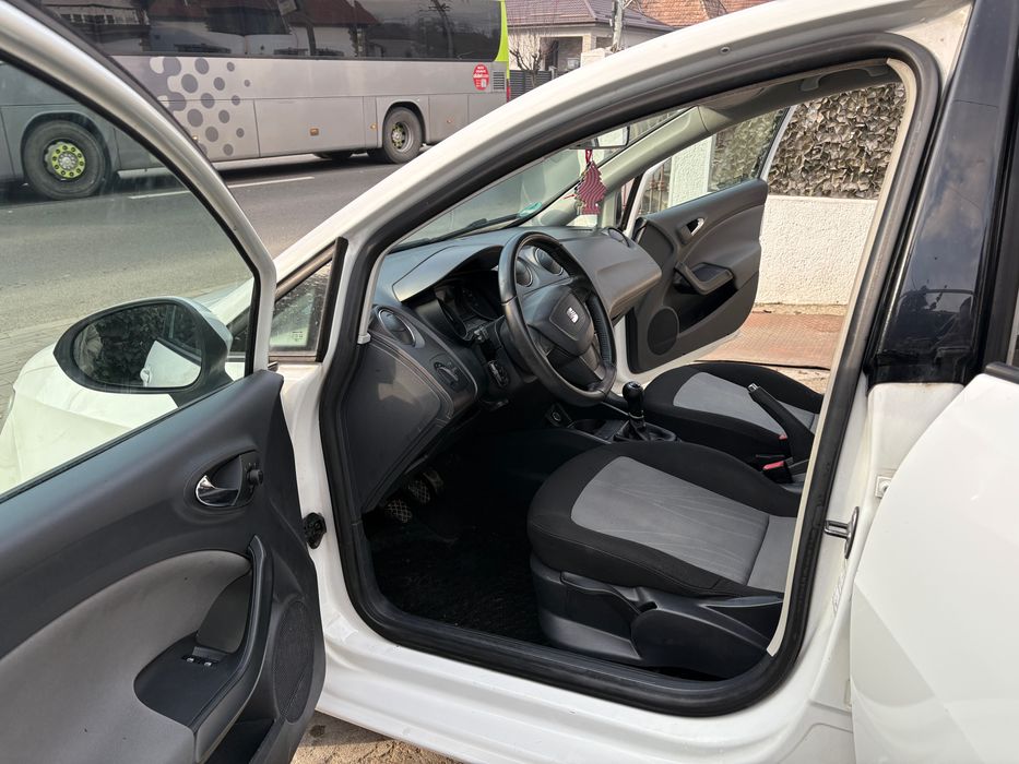 Seat ibiza -2013 -1,6 Tdi 105 cp