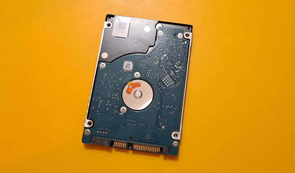 4.HDD Laptop Seagate THIN SSHD, 500GB, 5400rpm, 64MB, SATA 3