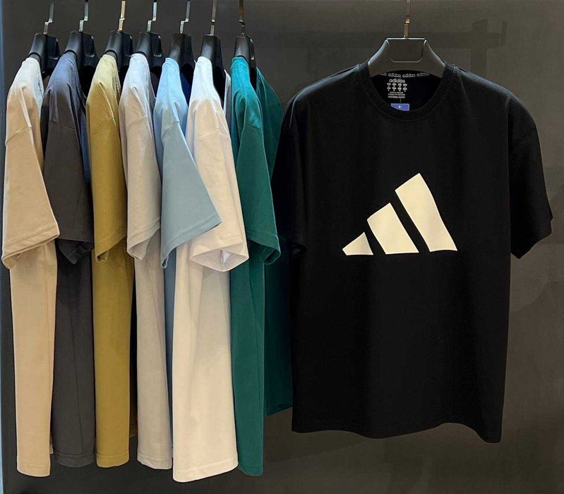 Adidas Unisex Classic Shorts