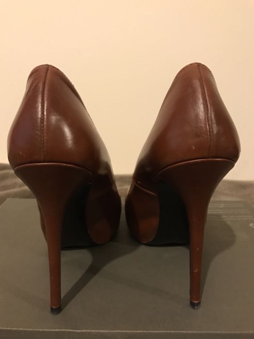 Естествена кожа Обувки ZARA - Кафеви - 39 номер