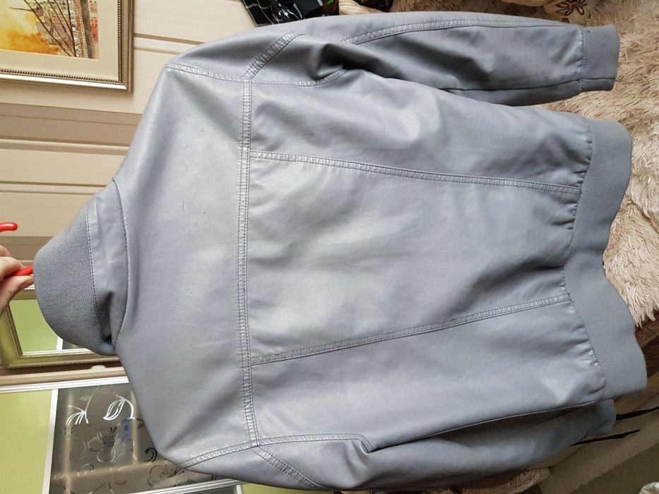 Куртка кожаная женская