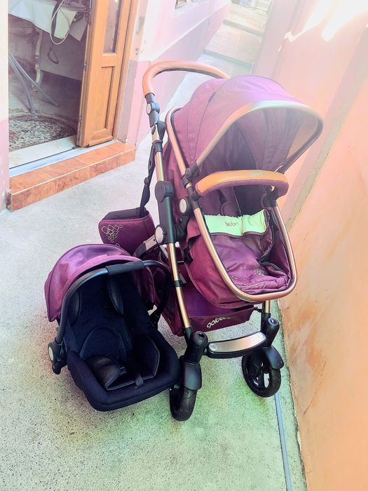 Carucior golden de vanzare