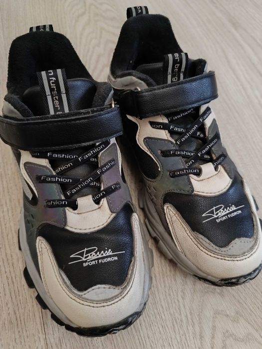 Кроссовки утеплённые, 38 р.