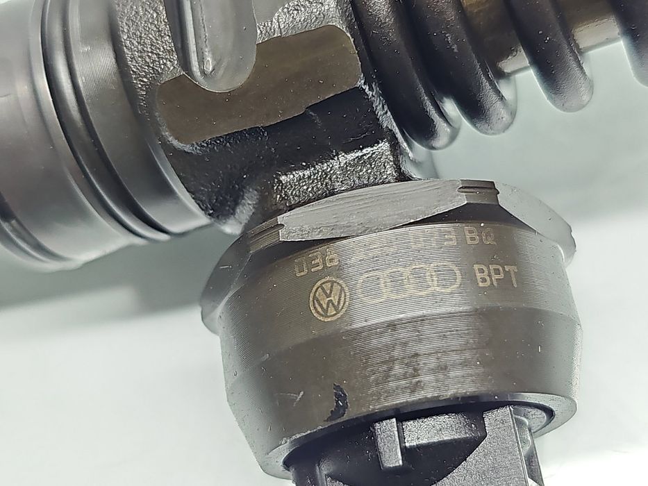 Injector Skoda Superb II (3T4) [Fabr 2008-2015] 038130073BQ 2.0 TDI BM