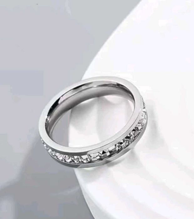 Сребърен пръстен