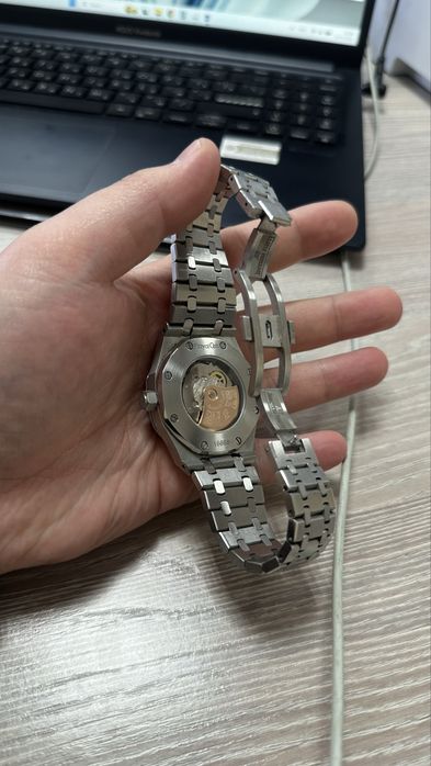 Продам часы audemars piguet