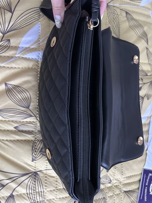 Нова дамска чанта Doca