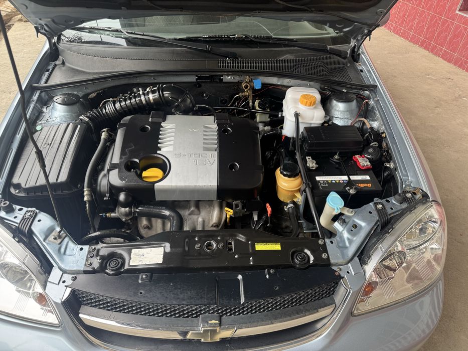 Lacetti 1,6 avtomat Arenda vikub