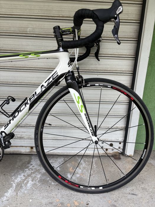 Шосеен велосипед Shockblaze S5