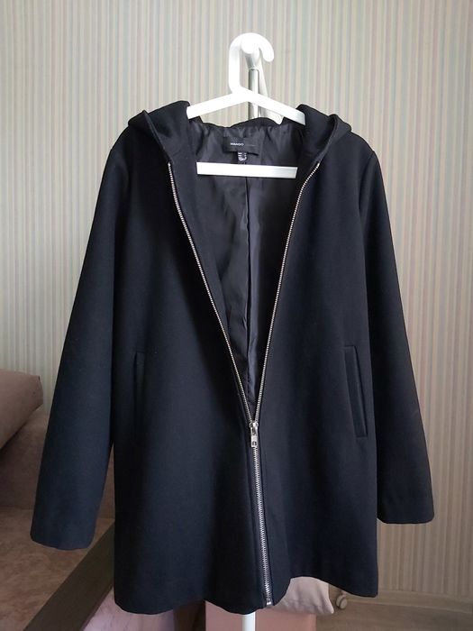 Пальто женское Mango