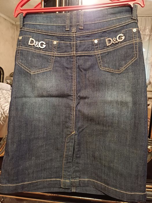 Продам женскую юбку