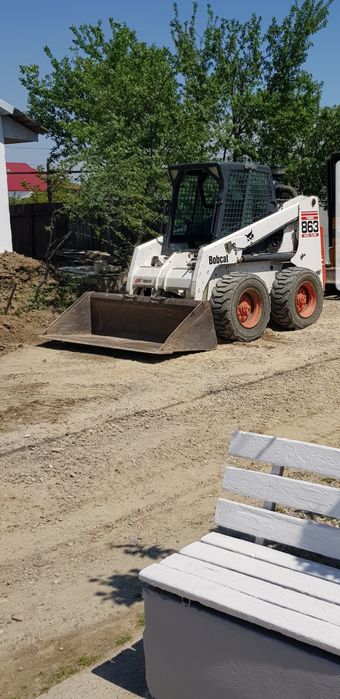 Închiriez ,execut lucrări cu excavator 10 Tone