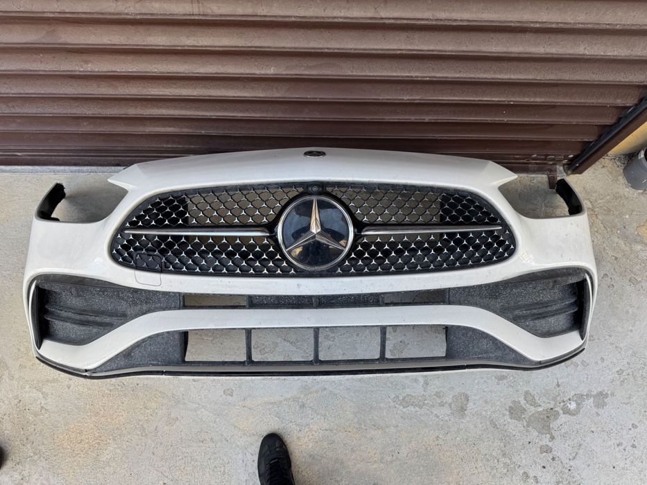 Mercedes w206 C-class предна броня AMG LINE с решетка