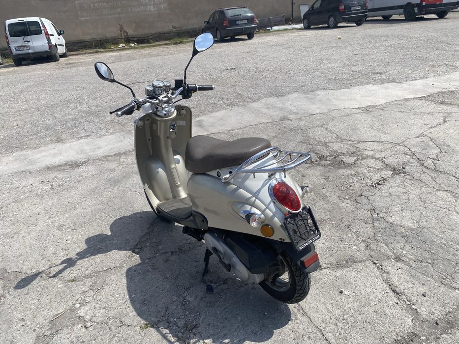 Скутер 50 сс ……………………..