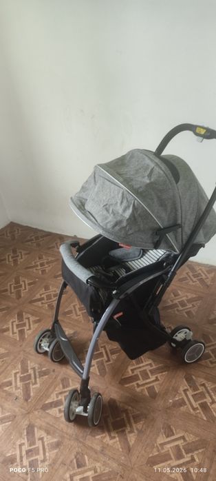 Продам детскую коляску