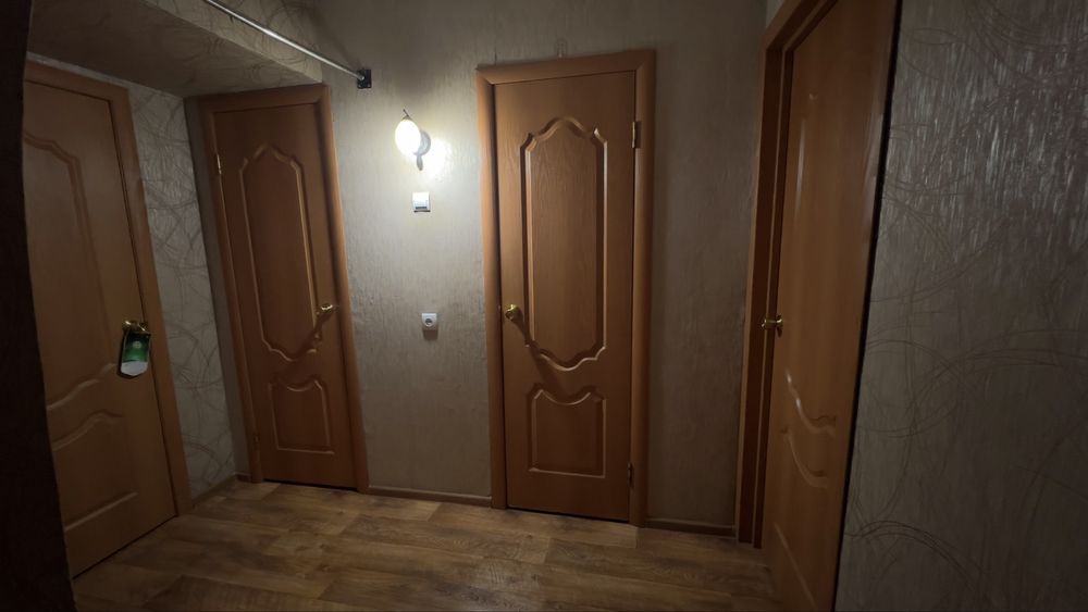 Продам двери,б/у