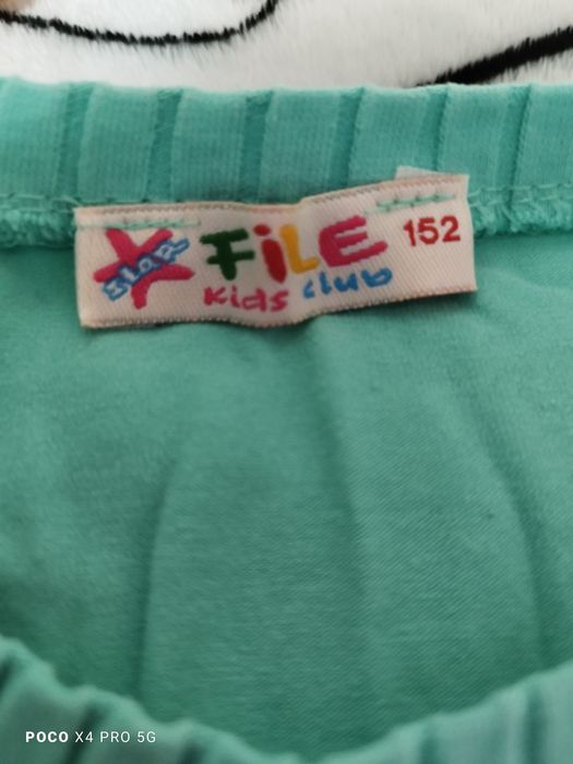 Срочно Продам Кофточки на девочку