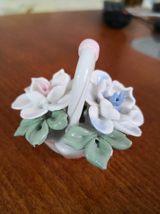 Декорации, малка кашпа, овлажнител