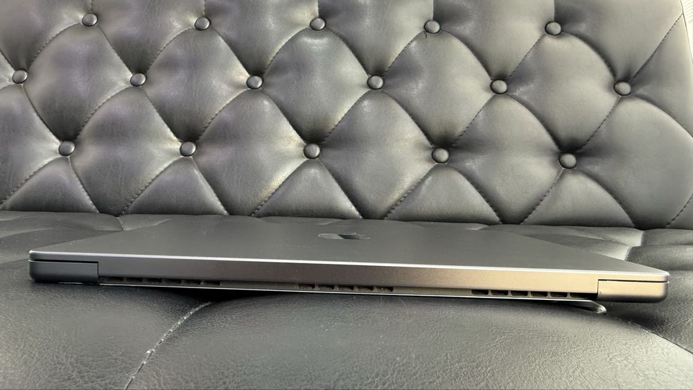 Apple Macbook Pro M4 Pro  2024 в идеальном состонии