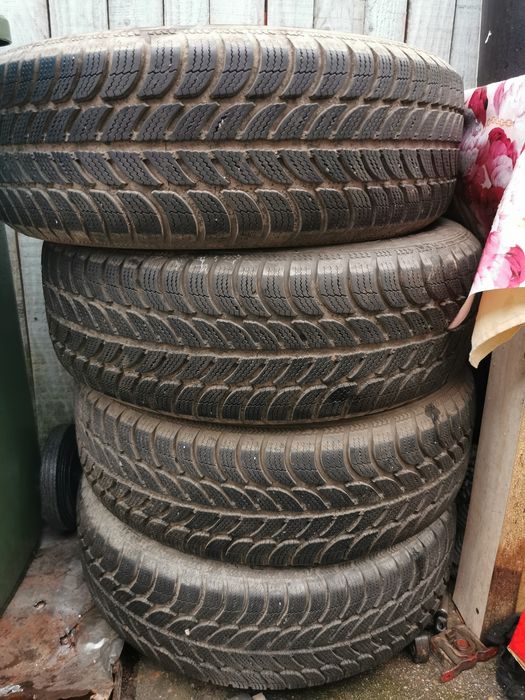 Anvelope iarna 195 65 r15