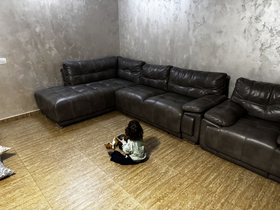 Vand coltar  sufragerie