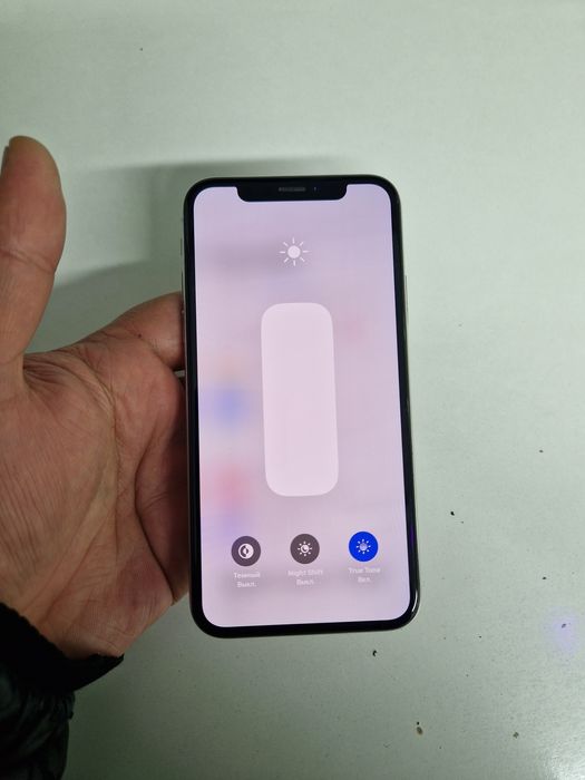 Iphone X (64GB) в идеальном состояний