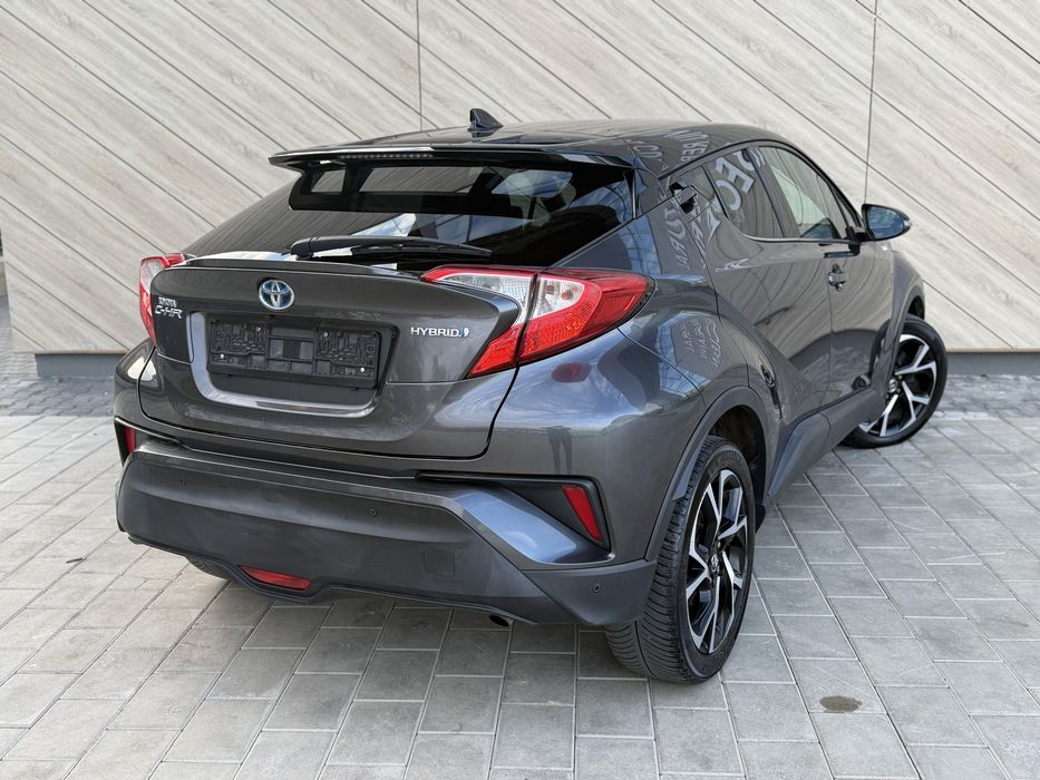 Toyota C-HR 1.8 hybrid