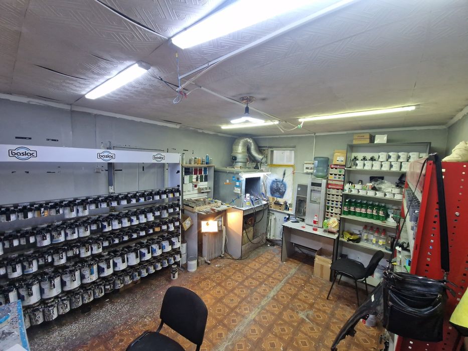 Сдам помещение под бизнес район Эталона 40кв