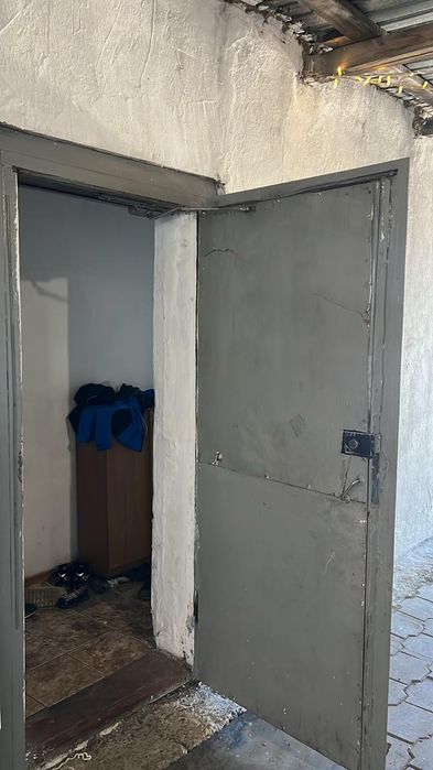 Железнодорожный дверь