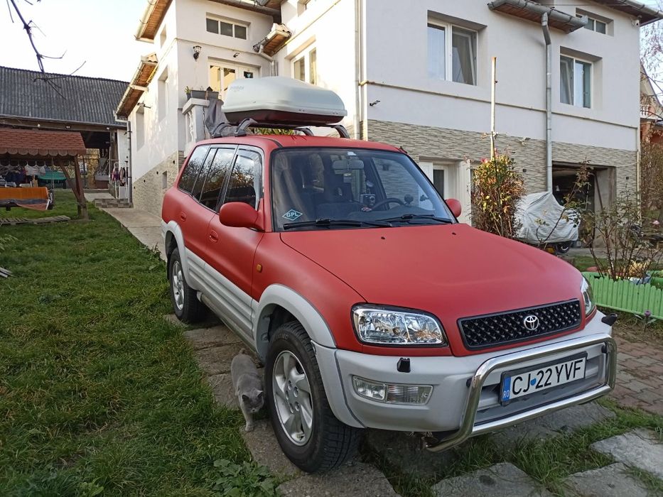 Toyota RAV4 cu GPL