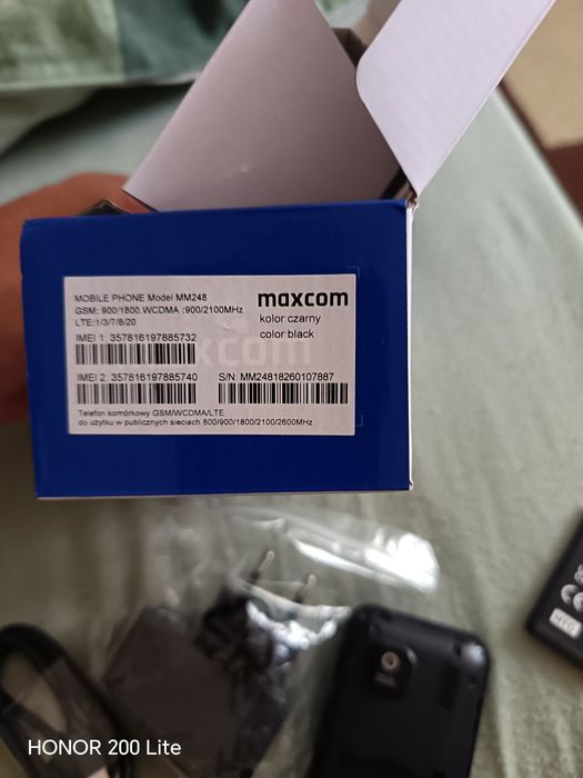 Telefon mobil maxcom