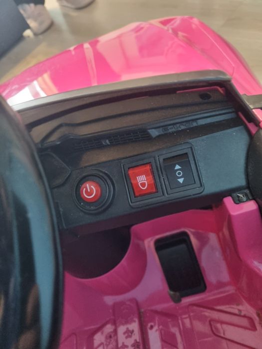 Акумулаторна кола  Audi SQ8 e-tron мет. розов