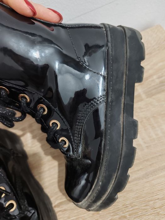 Ghete lac mărime 26 h&m