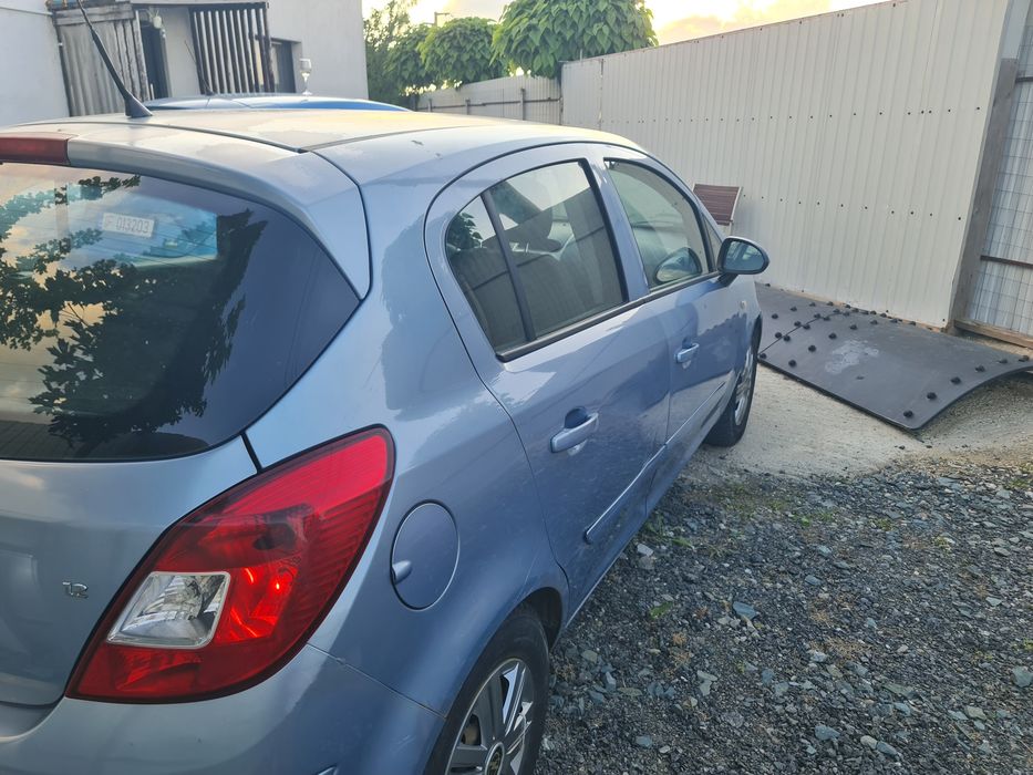 Opel corsa benzină Ac