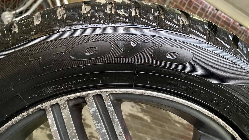 Продам Диски с резиной от мерседеса